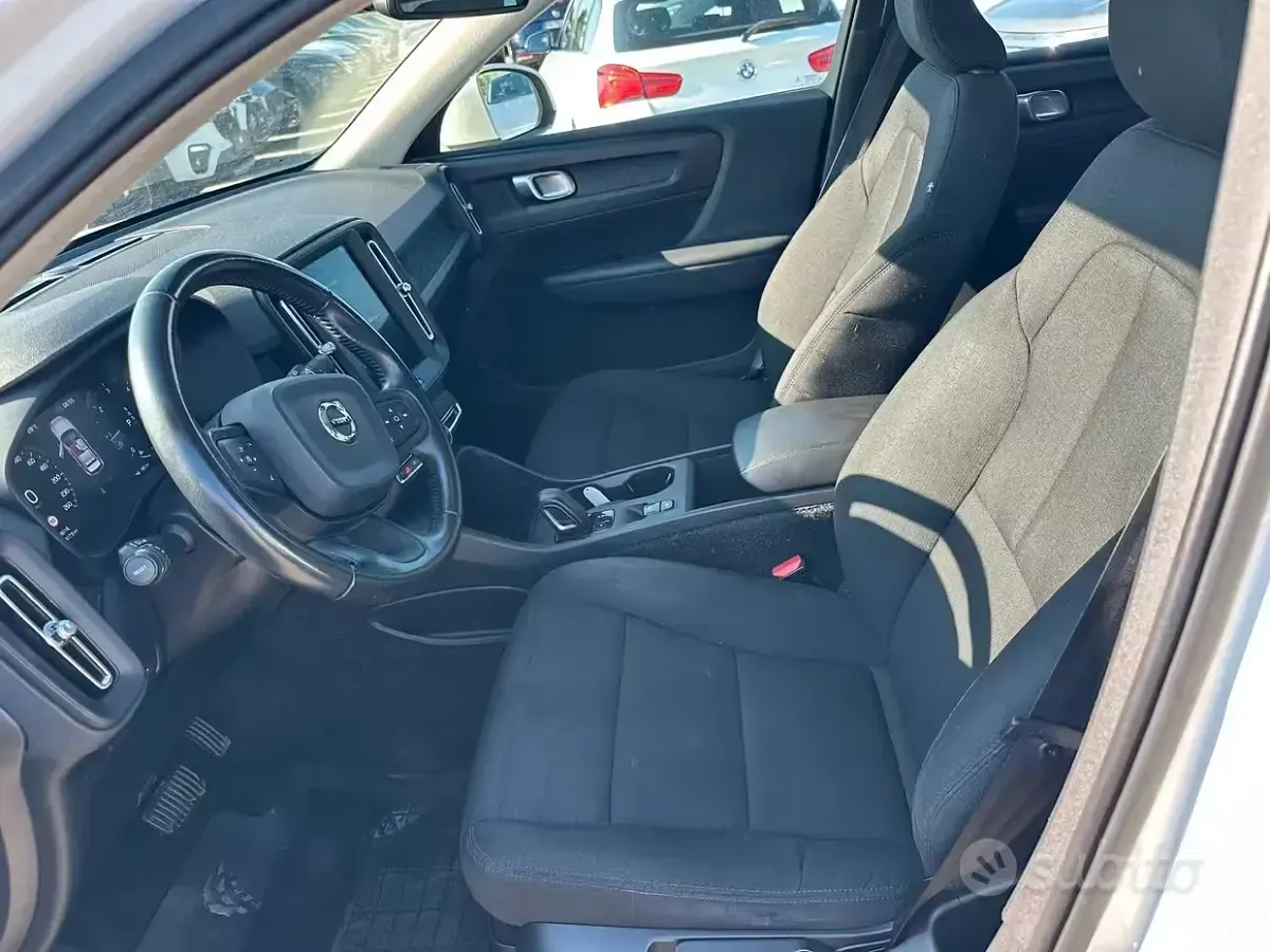 Usata Volvo XC40 Inscription 150 CV (110 kW) 2018 Bianco SUV