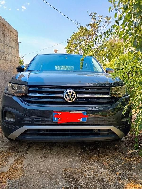 Usata VW T-Cross 95 CV (69 kW) 2020 Grigio SUV