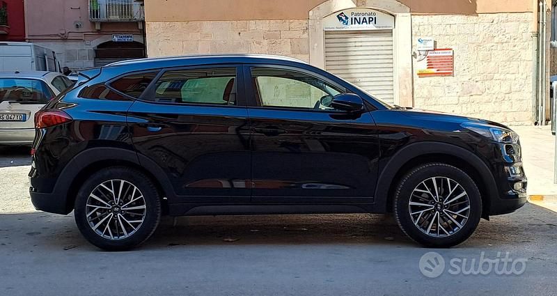 Usata Hyundai Tucson 120 CV (88 kW) 2020 Nero SUV