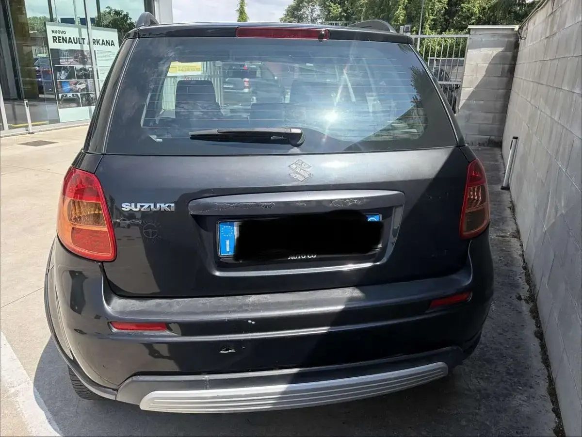 Usata Suzuki SX4 107 CV (78 kW) 2008 Nero metallizzato SUV