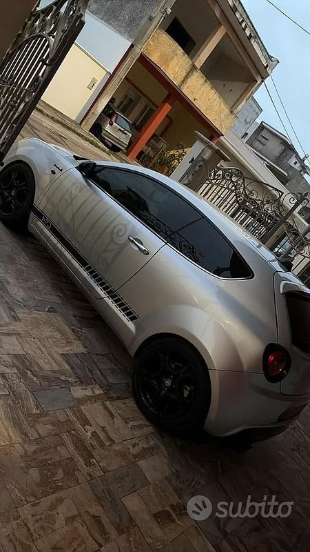 Usata Alfa Romeo MiTo 85 CV (62 kW) 2013 Grigio Utilitaria