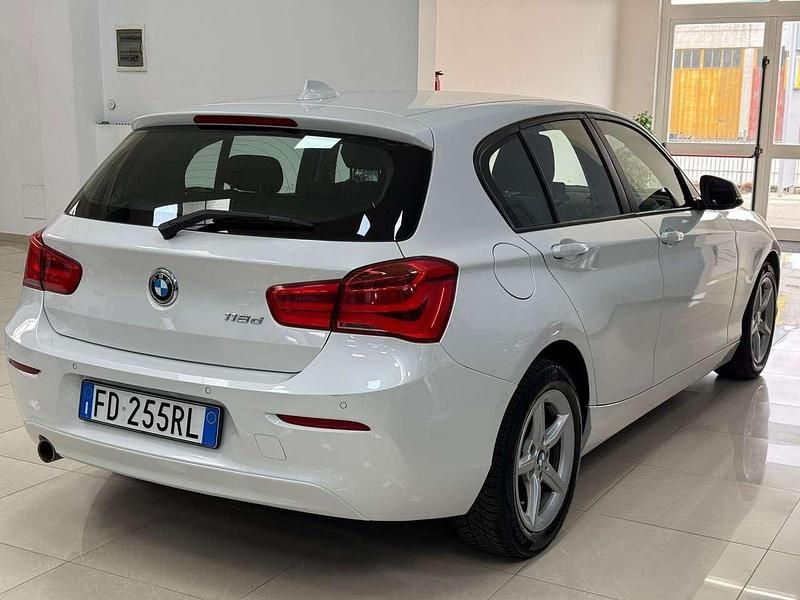 Usata BMW 118 150 CV (110 kW) 2016 Mineral white Utilitaria