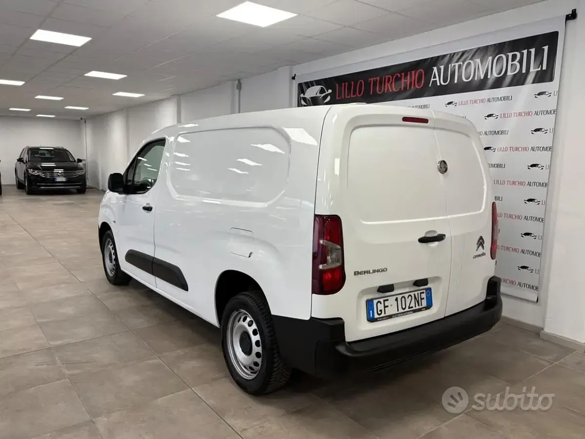 Usata Citroën Berlingo 131 CV (96 kW) 2021 Bianco Monovolume