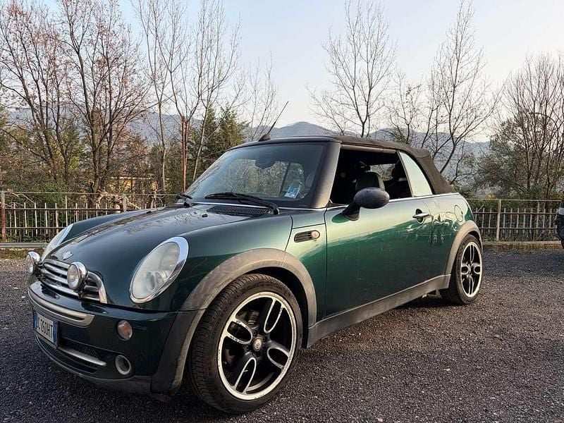 Usata Mini Cooper Cabriolet 116 CV (85 kW) 2006 Verde Cabrio