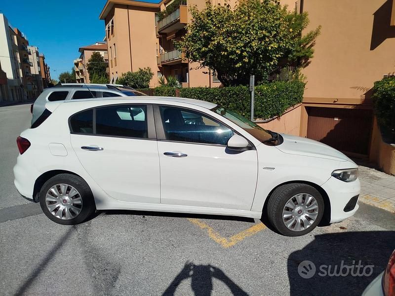 Usata Fiat Tipo 95 CV (69 kW) 2017 Bianco