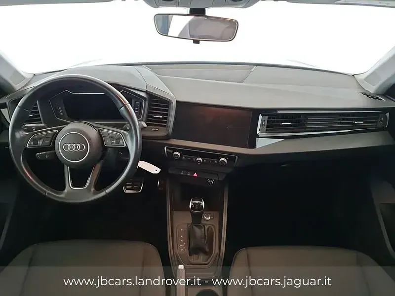 Usata Audi A1 110 CV (80 kW) 2021 Blu SUV