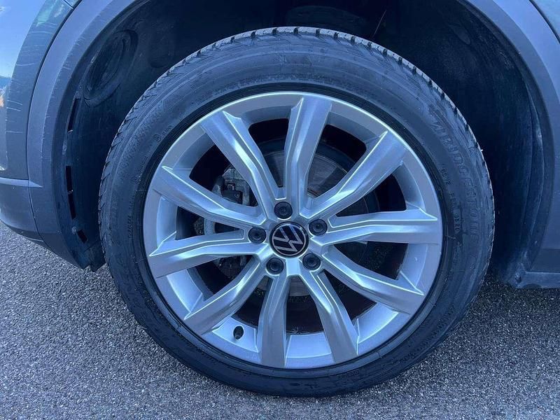 Usata VW T-Roc Advance 150 CV (110 kW) 2020 Indium grey SUV