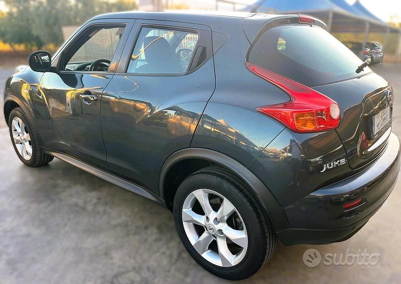 Usata Nissan Juke Tekna 110 CV (80 kW) 2011 Nero SUV