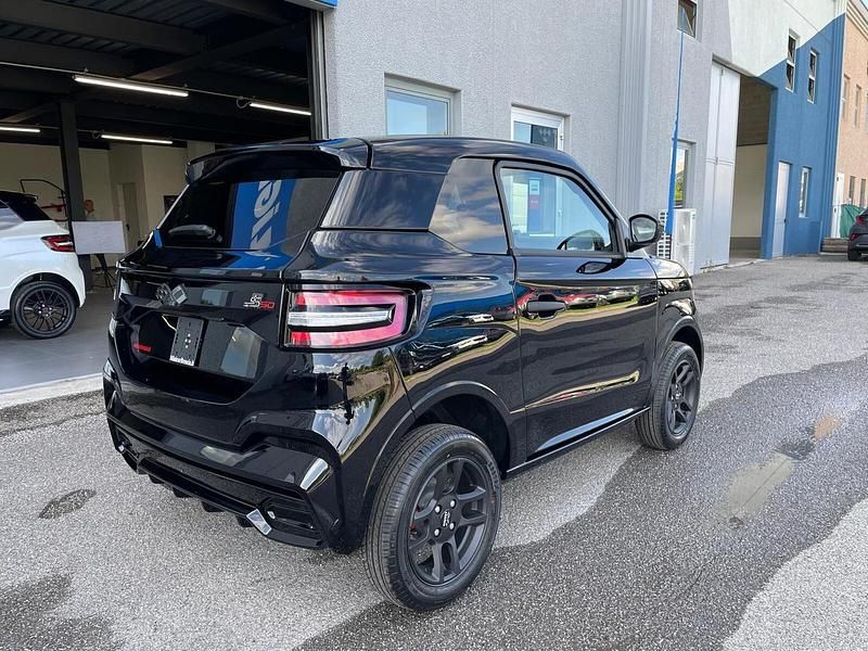 Nuova Ligier JS50 2025 Nero Utilitaria