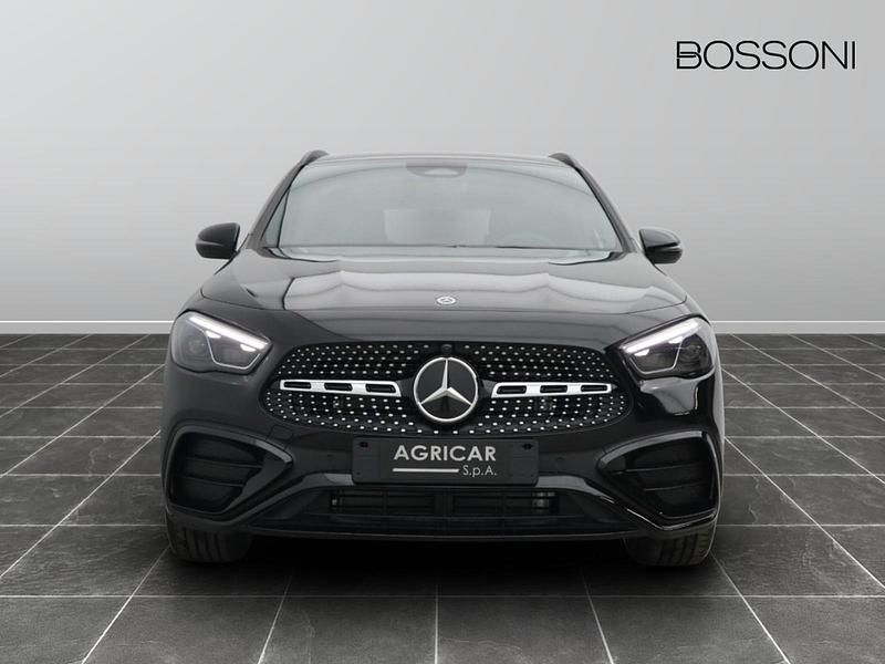 Nuova Mercedes GLA200 AMG Line Premium 150 CV (110 kW) 2025 Nero SUV