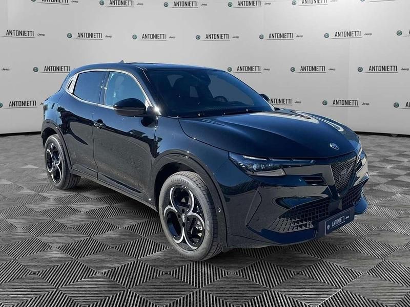 Nuova Alfa Romeo Junior 145 CV (106 kW) 2025 Nero SUV