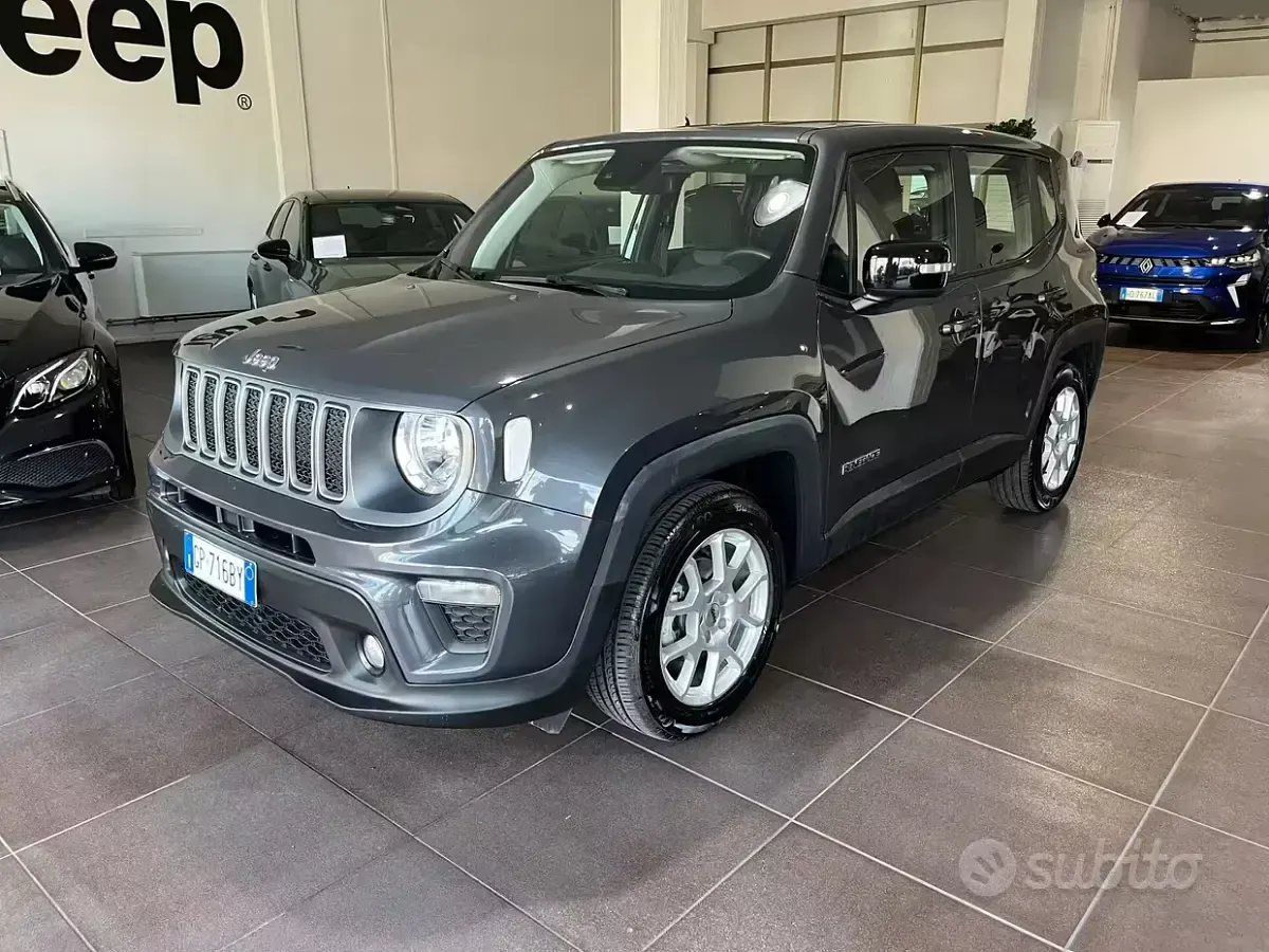 Usata Jeep Renegade Limited 130 CV (95 kW) 2023 Grigio SUV