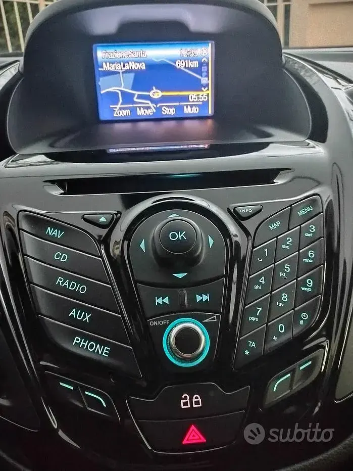 Usata Ford B-MAX Titanium 75 CV (55 kW) 2015 Grigio Monovolume