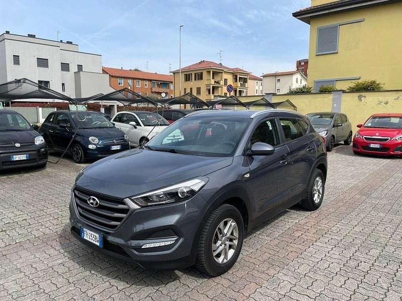 Usata Hyundai Tucson Comfort 132 CV (97 kW) 2018 Grigio SUV
