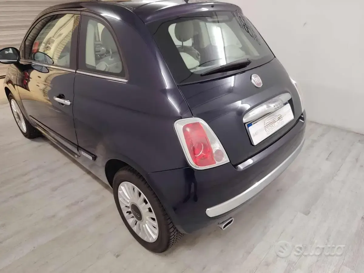 Usata Fiat 500 Lounge 69 CV (50 kW) 2012 Bianco Utilitaria