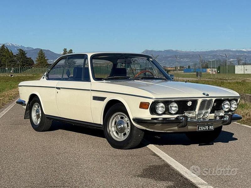 Usata BMW E9 Efficient Dynamics 169 CV (124 kW) 1970 Bianco Coupé