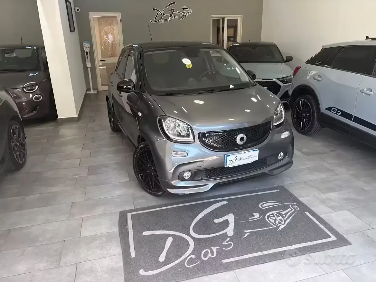Usata Smart ForFour Brabus 90 CV (66 kW) 2016 Grigio Utilitaria