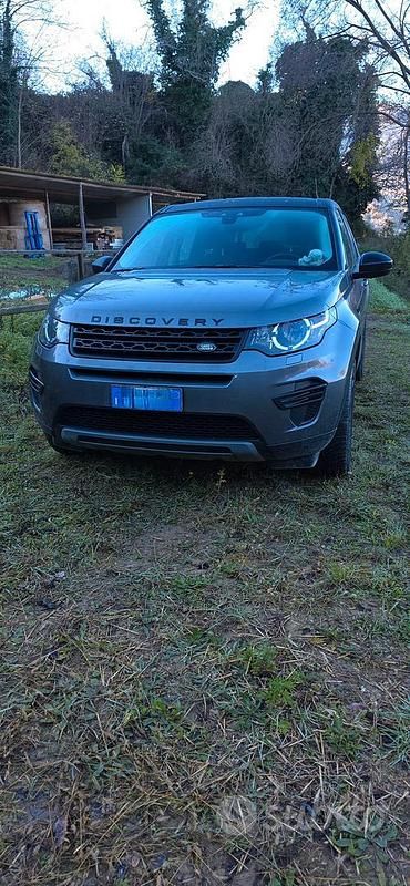 Grigio Usata 2017 Land Rover Discovery Sport SUV | 15.000 € (Buon prezzo) - Immagine 1/4