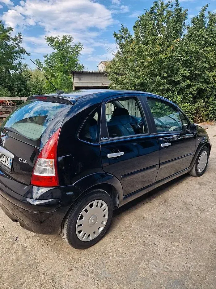 Usata Citroën C3 Exclusive 60 CV (44 kW) 2007 Nero Berlina
