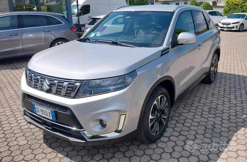 Usata Suzuki Vitara 129 CV (94 kW) 2021 Grigio SUV