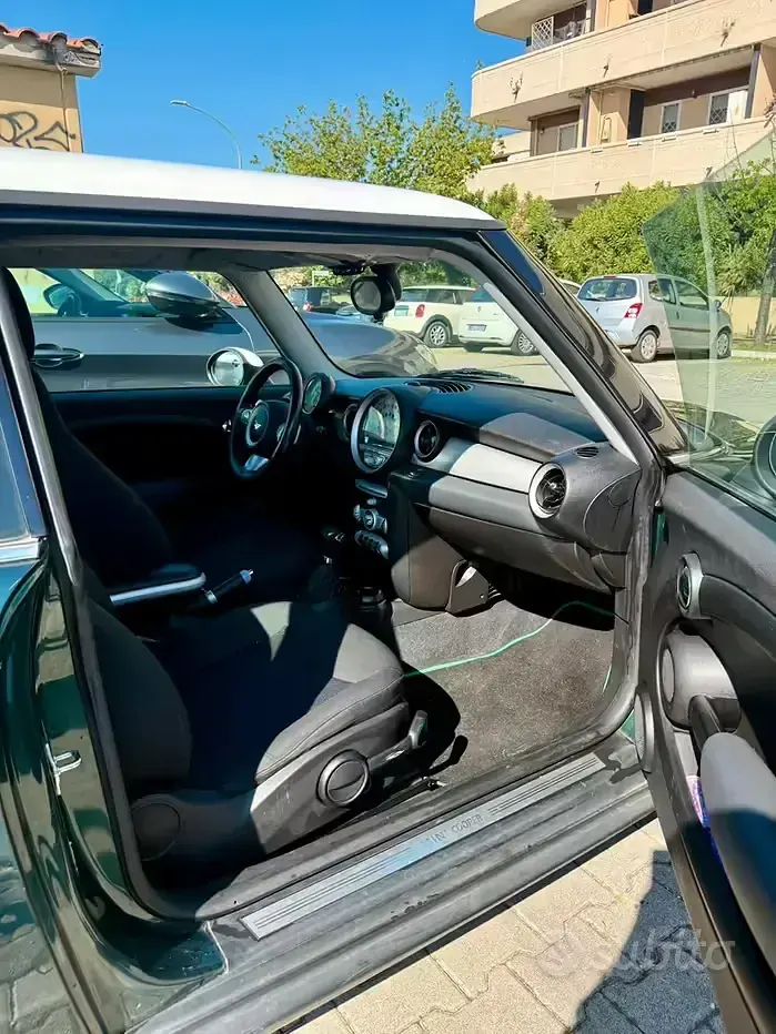 Usata Mini Cooper D 109 CV (80 kW) 2008 Utilitaria
