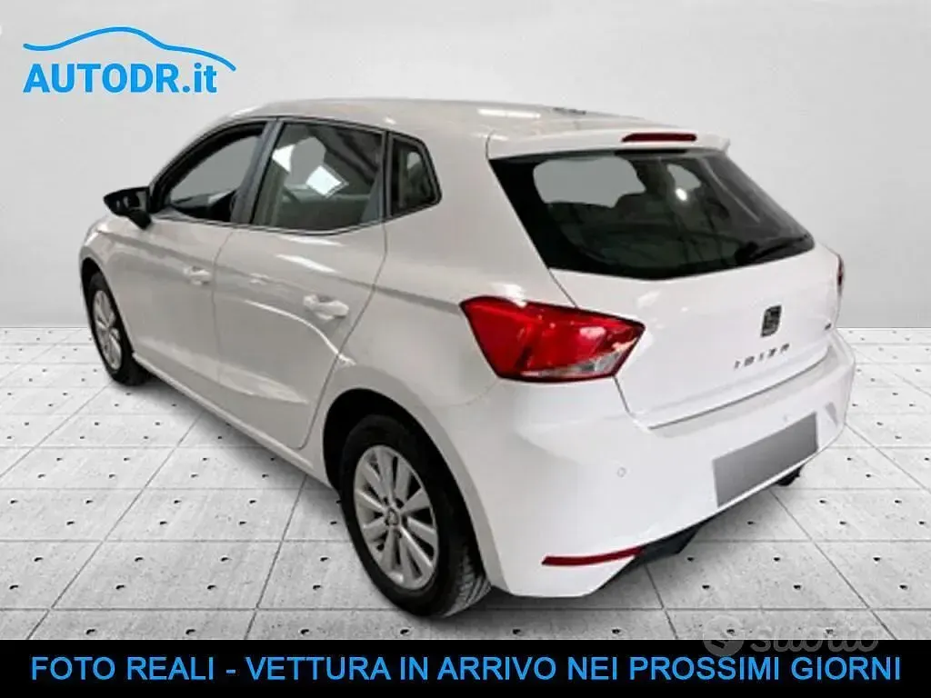 Usata Seat Ibiza Style 90 CV (66 kW) 2021 Bianco Utilitaria