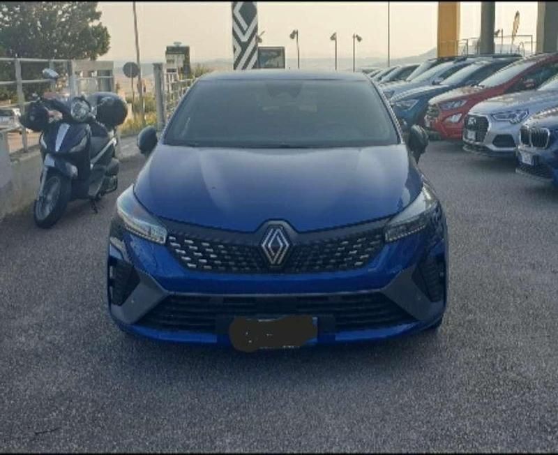 Usata Renault Clio V Esprit Alpine 91 CV (66 kW) 2023 Blu/azzurro Berlina