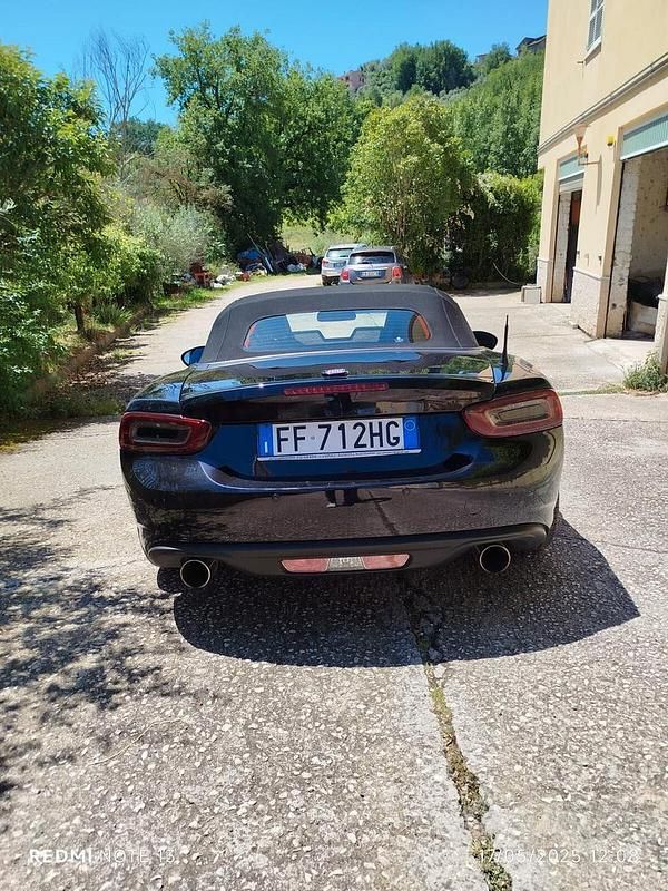 Usata Fiat 124 Spider Lusso 140 CV (102 kW) 2016 Nero Cabrio