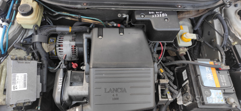 Usato 2000 Lancia Ypsilon 1.1 Benzin 54 CV (1.550 €)