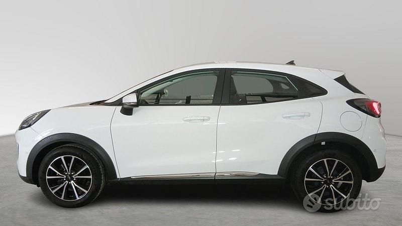 Usata Ford Puma Titanium 125 CV (91 kW) 2021 Bianco SUV
