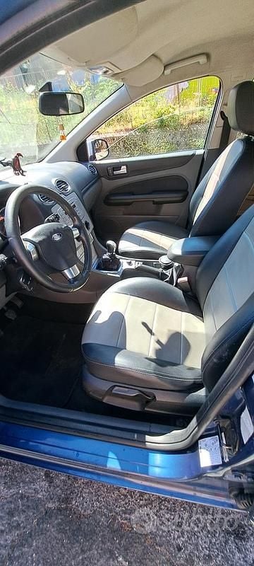 Usata Ford Focus 109 CV (80 kW) 2008 Blu Station wagon