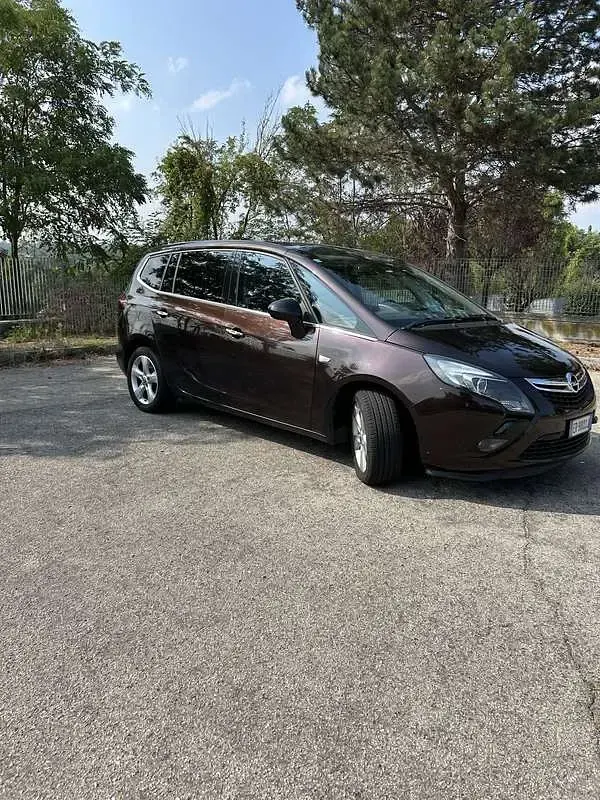 Usata Opel Zafira Tourer Cosmo 165 CV (121 kW) 2012 Monovolume