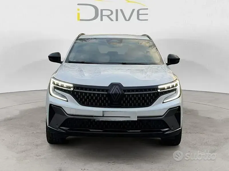 Usata Renault Austral Iconic 199 CV (146 kW) 2025 Bianco SUV