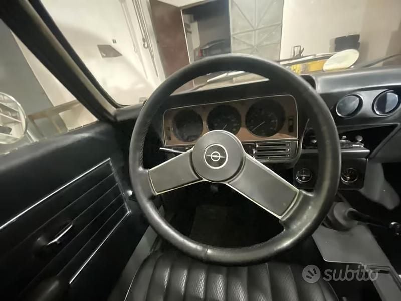 Usata Opel Ascona 1970 Grigio Berlina