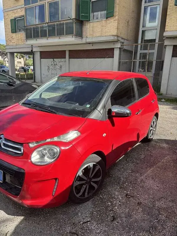 Usata Citroën C1 69 CV (50 kW) 2015 Rosso Utilitaria