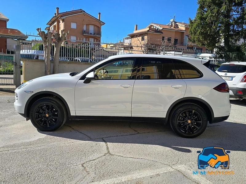 Usata Porsche Cayenne 245 CV (180 kW) 2012 Bianco SUV