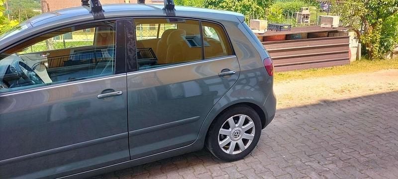 Usata VW Golf Plus Cross Comfortline 105 CV (77 kW) 2005 Verde Monovolume