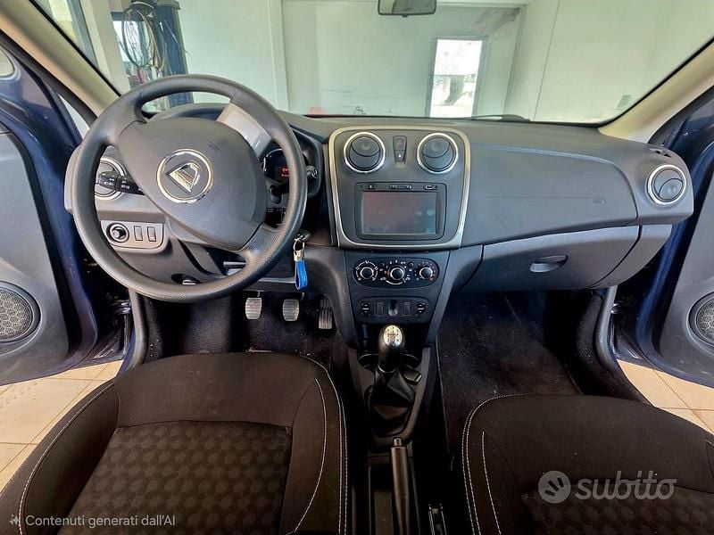 Usata Dacia Duster 115 CV (84 kW) 2015 Blu SUV