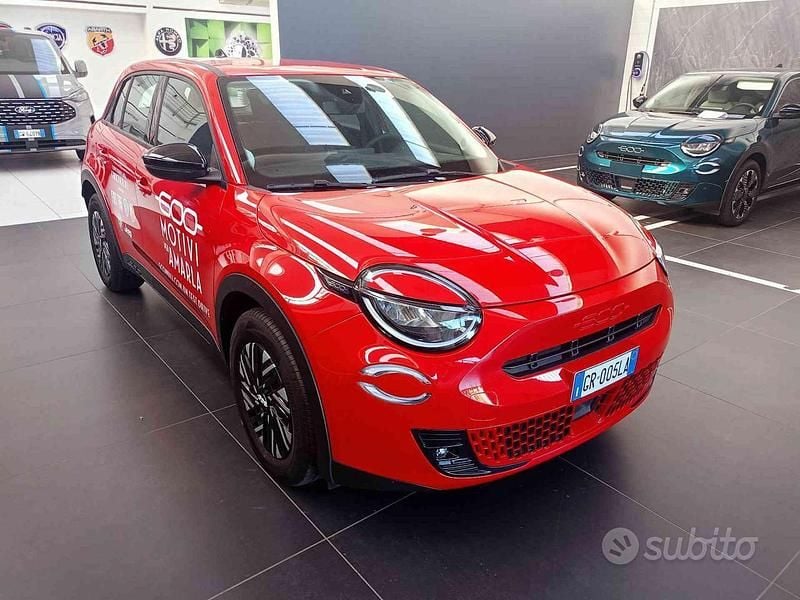 Usata Fiat 600E Red 114 kW (156 CV) 2023 Rosso SUV
