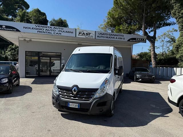 Usata Renault Master T28 130 CV (95 kW) 2019 Bianco Monovolume