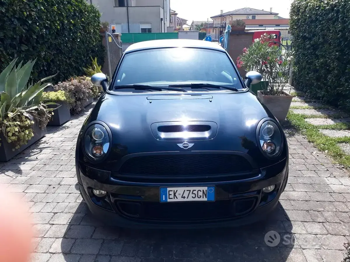 Usata Mini Cooper S Coupé 184 CV (135 kW) 2011 Coupé