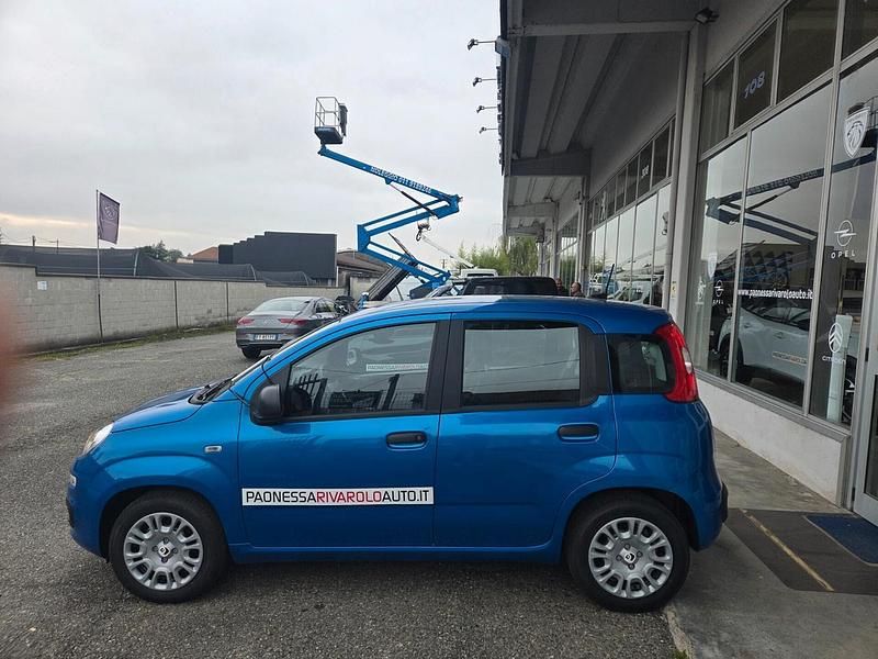Nuova Fiat Panda 71 CV (52 kW) 2025 Blu Berlina