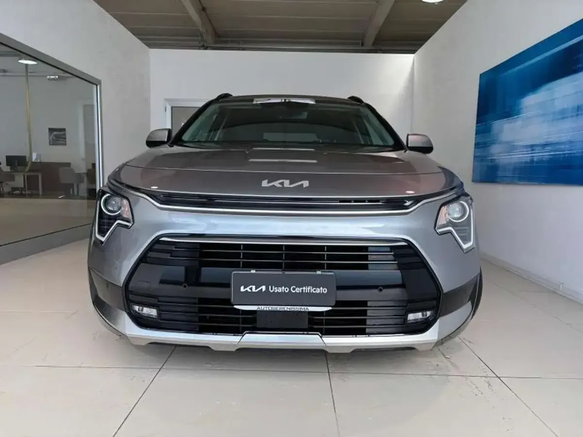 Usata Kia Niro Style 105 CV (77 kW) 2023 Grigio SUV