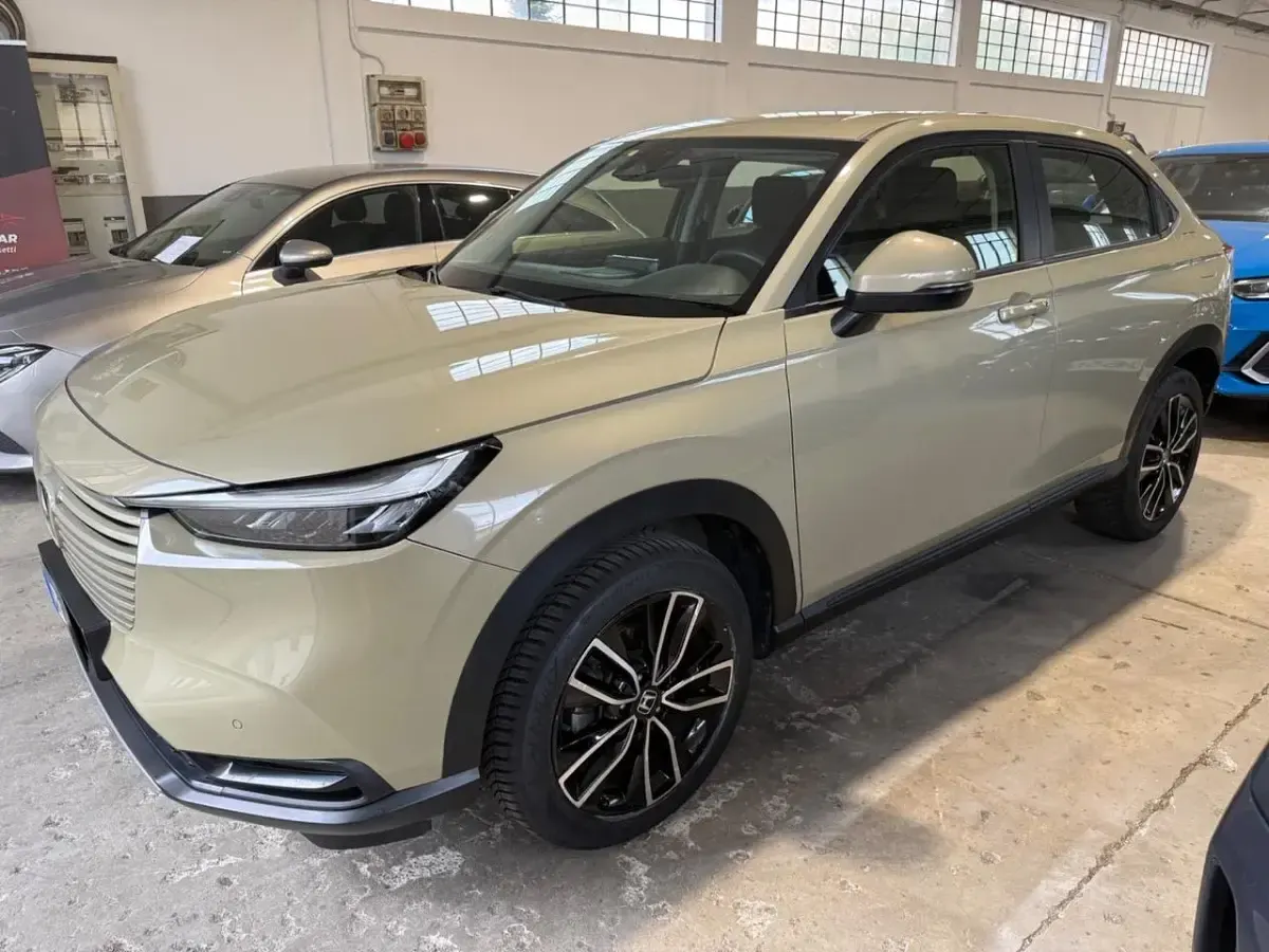 Usata Honda HR-V Elegance 107 CV (78 kW) 2022 Beige SUV