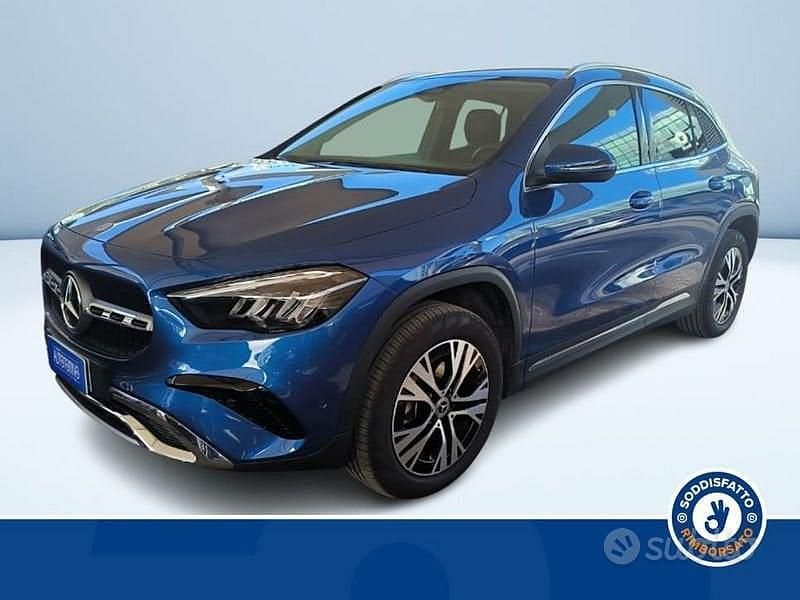 Usata Mercedes GLA180 Advanced 115 CV (84 kW) 2025 Blu SUV