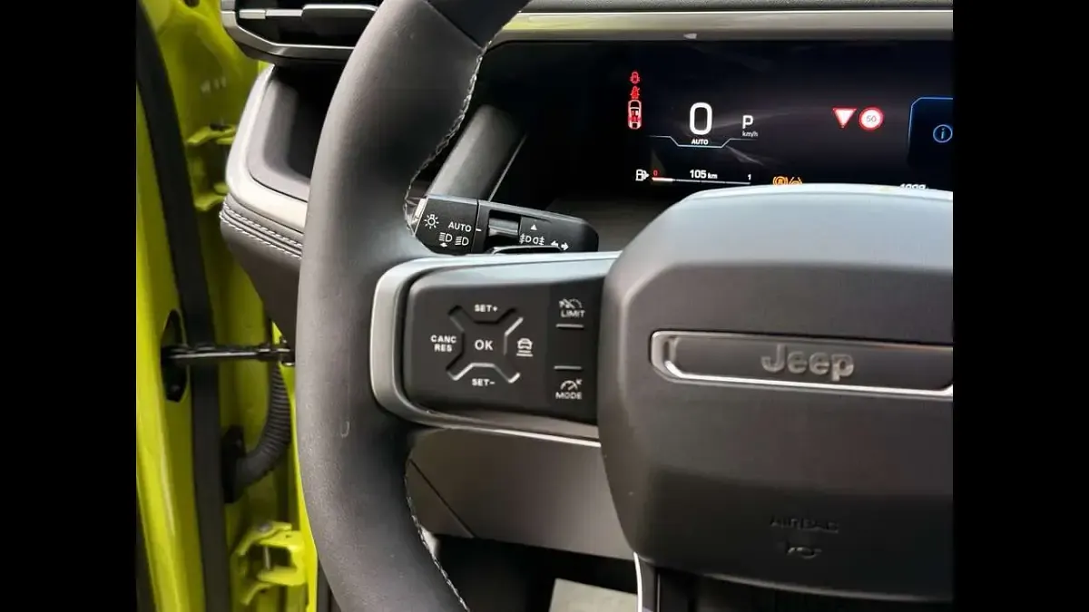 Usata Jeep Compass 156 kW (213 CV) 2025 Da sistemare SUV