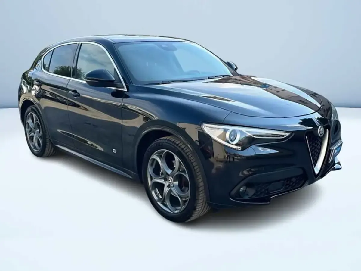 Usata Alfa Romeo Stelvio Executive 190 CV (139 kW) 2021 Nero SUV