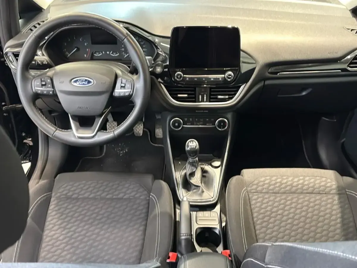 Usata Ford Fiesta Titanium 75 CV (55 kW) 2023 Nero Utilitaria