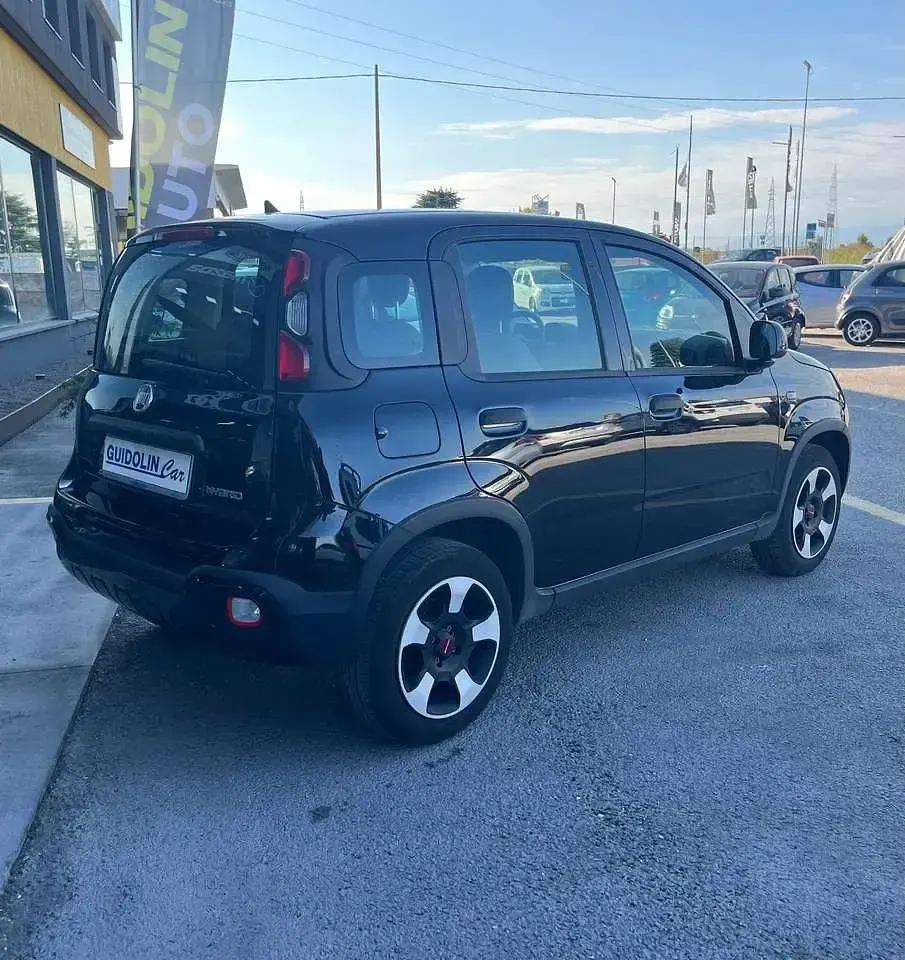 Begagnad Fiat Panda 69 HK (50 kW) 2023 Svart Halvkombi