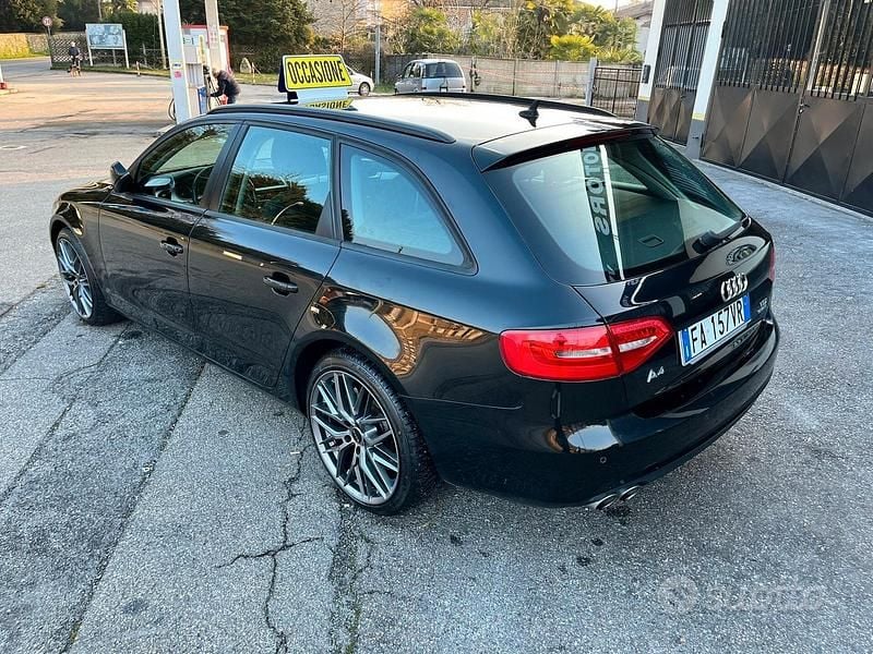 Usata Audi A4 Ambiente 190 CV (139 kW) 2015 Nero Station wagon